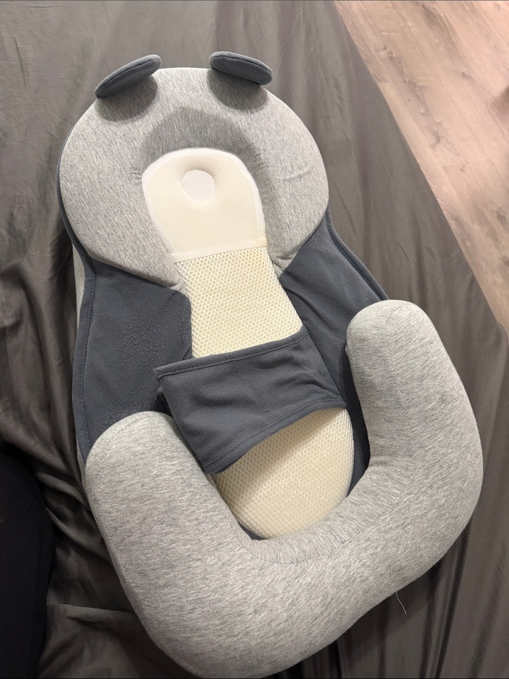 Infant pillow anti reflux